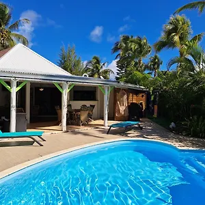 Hébergement de vacances La Flamboyante Guadeloupe